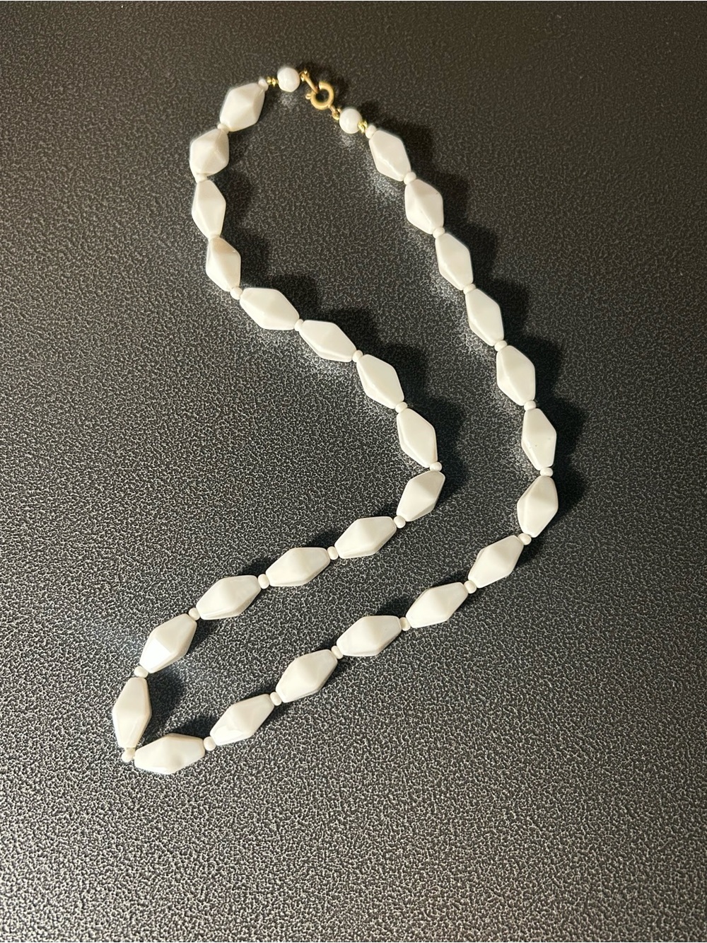 Vintage Classic White Bead Necklace - Women Jewelry